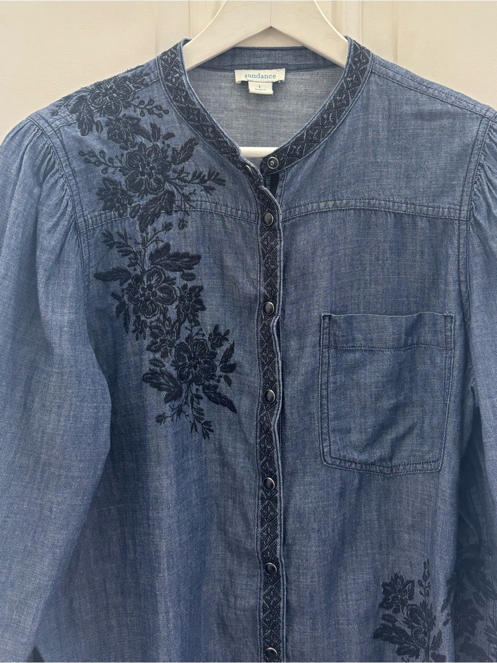 Sundance Lennon Embroidered Denim Shirt L - Picture 3 of 9
